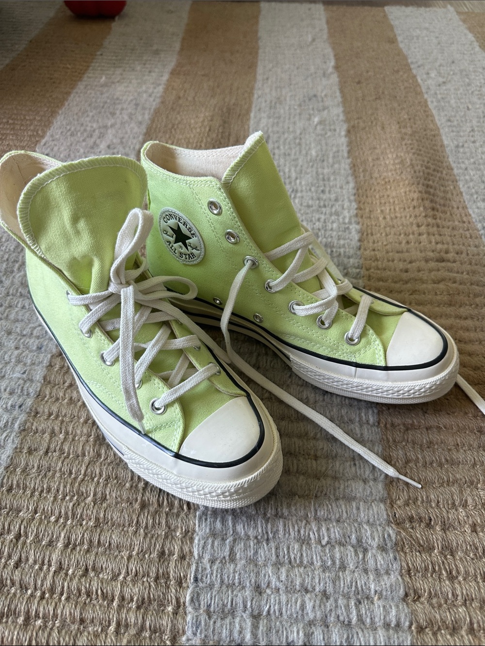 Converse High Top Sneakers - Light Green & White